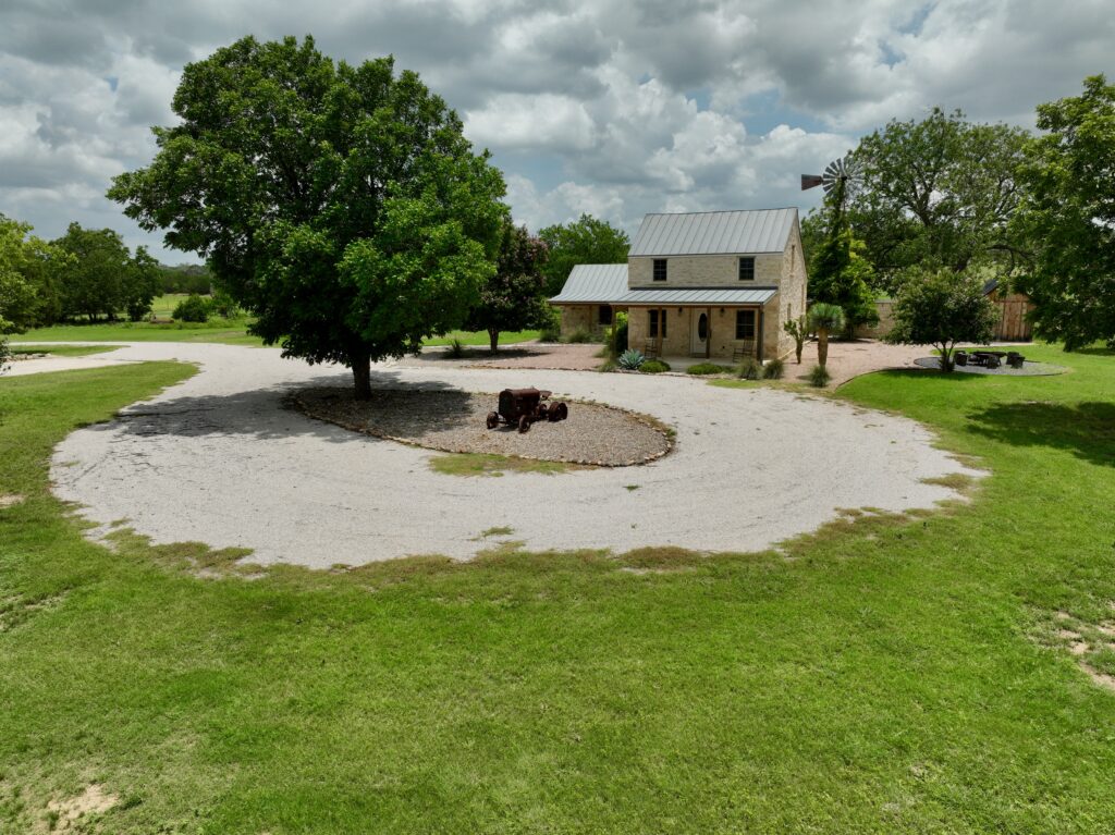 392 Acres Luckenbach Ranch